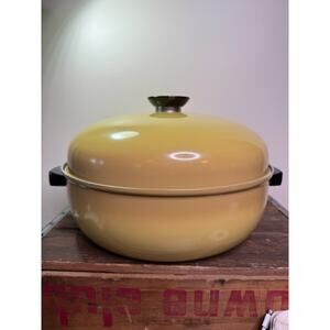 Vtg 1960s Regal Ware Aluminum 5.5 Qt Pot Dutch Oven Roaster 12.75" Gold USA Made
